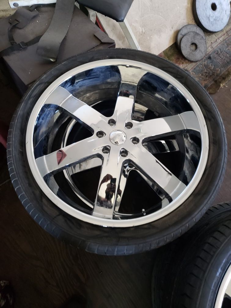 24 inch U2 rims with tires (CHEVY) for Sale in Houston, TX - OfferUp