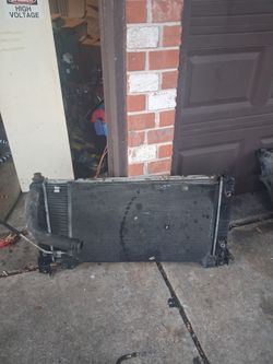 05 yukon xl denali radiator and transmission cooler