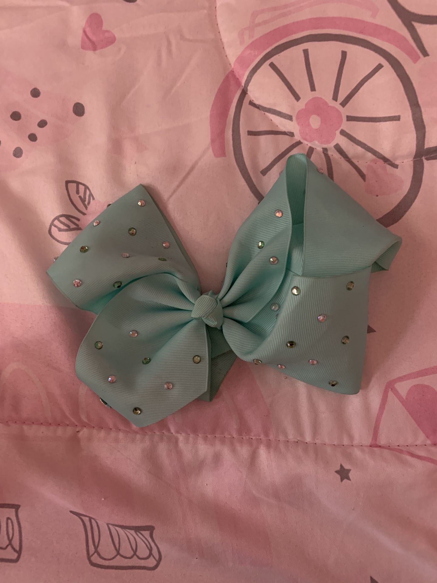 Jojo bows