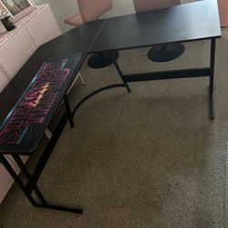 L-Shaped Computer Table