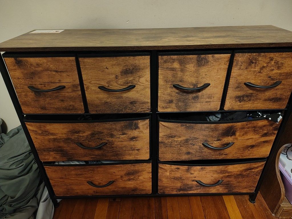 Dresser And 2 Night Stands