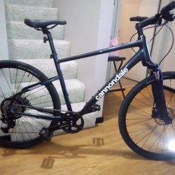 Cannondale 2026 Quick Cx 3 Shimano Hydraulic Disc Ready To Ride New Size LArge Asking 500$ Obo 