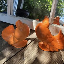 Retro Porcelain Doves