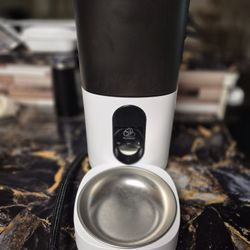 Automatic Dry Food Feeder