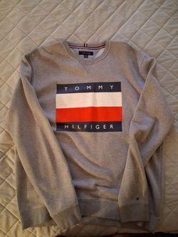 Tommy Hilfiger Flag Logo Crewneck Sweatshirt