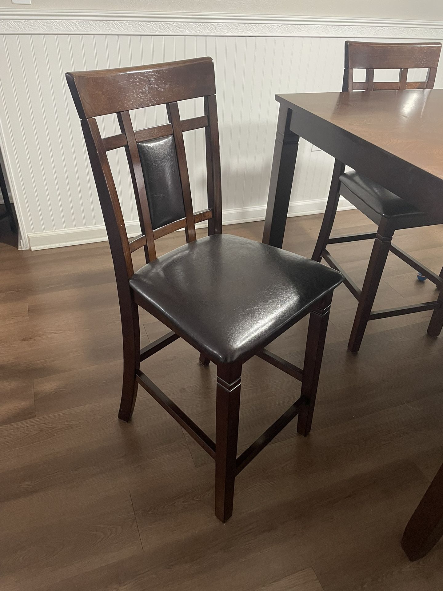 Table And Chair 