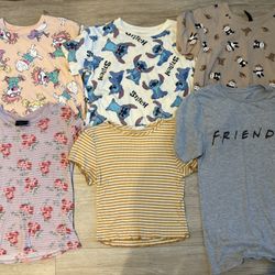 Juniors Tops Small 