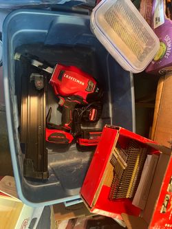 Craftsman 21 degree framing nailer 20 volts battery charger &nails vertically new