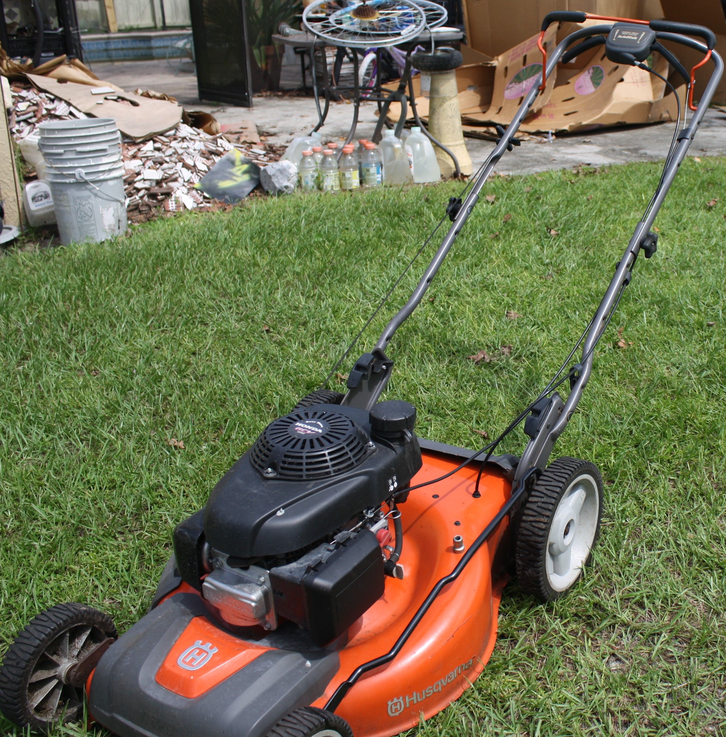 Husqvarna HU700H 160cc 22in SelfPropelled High Rear Wheel Drive Gas