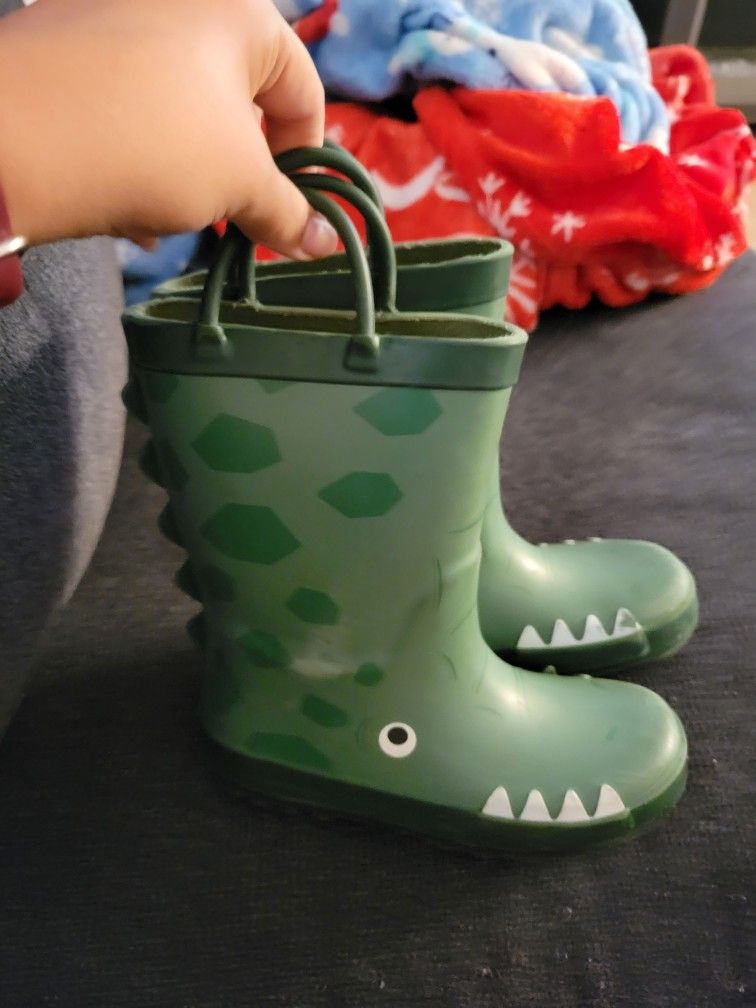 Toddler Rain Boots Size 10