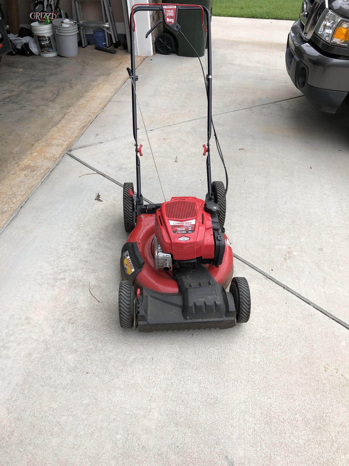 Troy Bilt TB230 163 cc 21 in Self propelled Gas Lawn Mower with