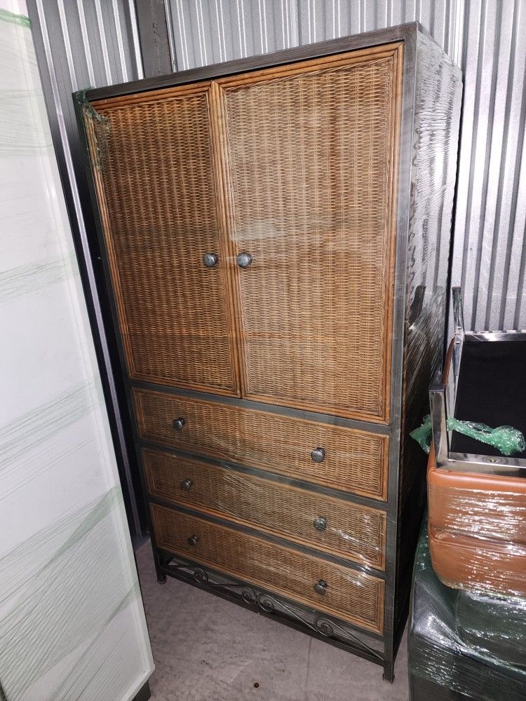 Beautiful (Pier 1) Brown Steel Rattan-style Armoire 
