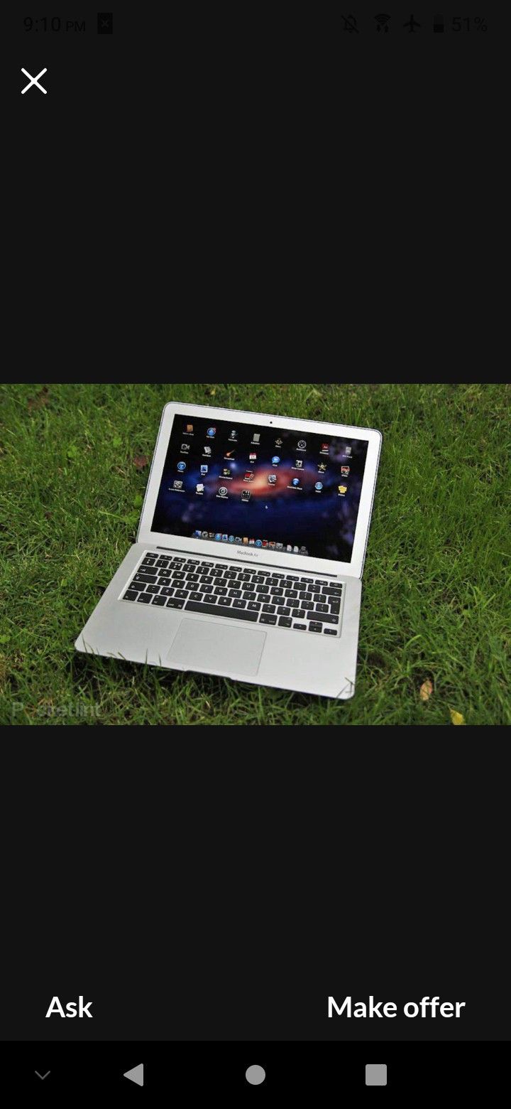 Apple MacBook Air 11" Working Great Charger Included