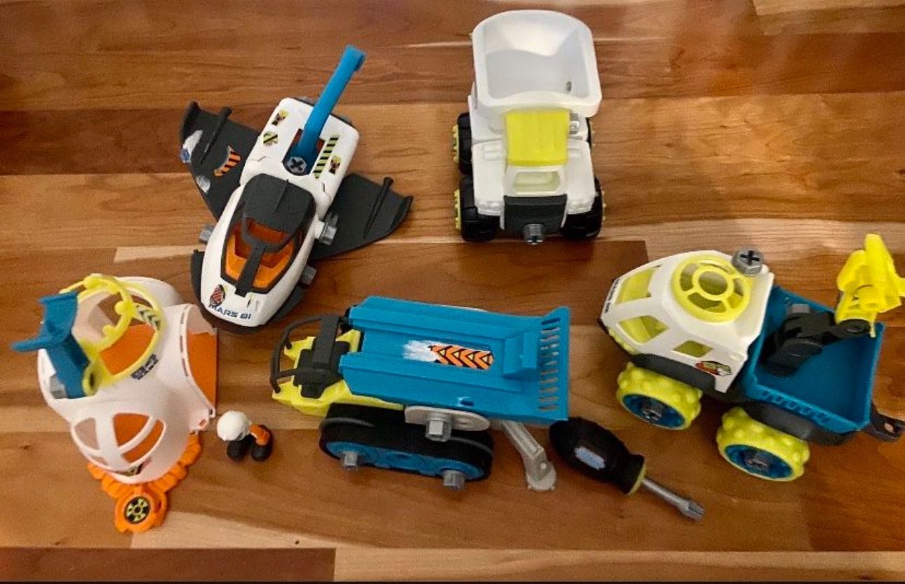Mega Mars Playset