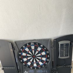 Fat cat Electronic Dartboard