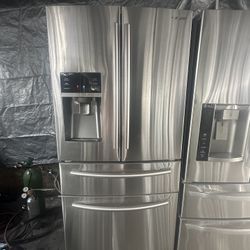 Samsung French 4 Door Apt Size 33” Stainless Steel Fridge We Deliver And Install👨🏻‍🔧🚚