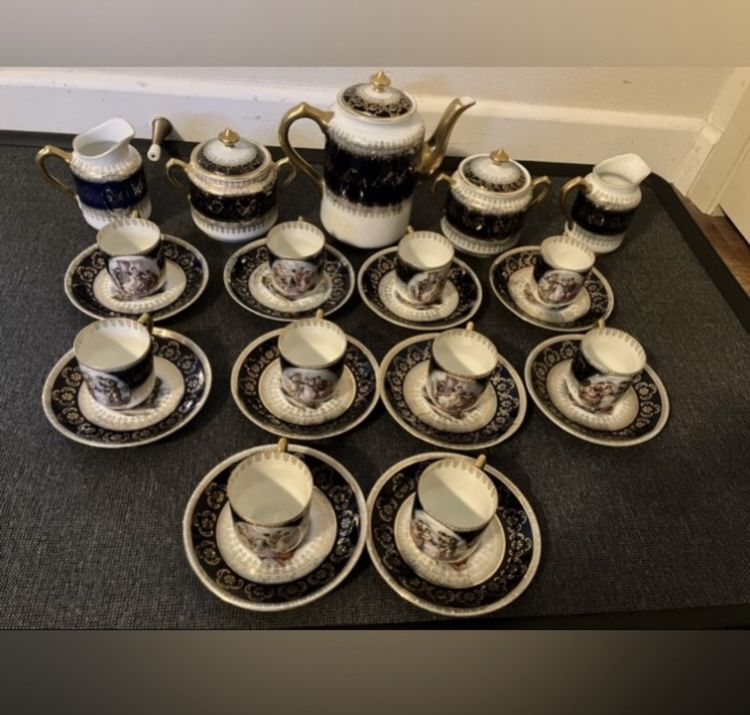 Dresden Hand Painted Porcelain Cobalt Figural Coffee or Tea Pot Set Blue Gold