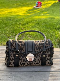 MK purse