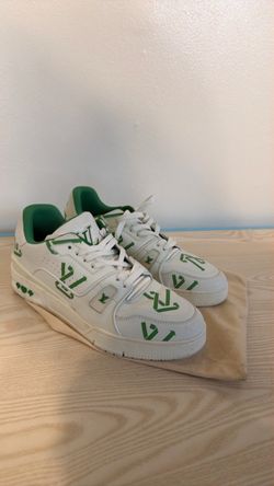 LV sneakers 👟