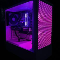 Custom Pc (BRAND NEW) Send Offers!!