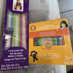 2 Sets Of Knitting Tools 