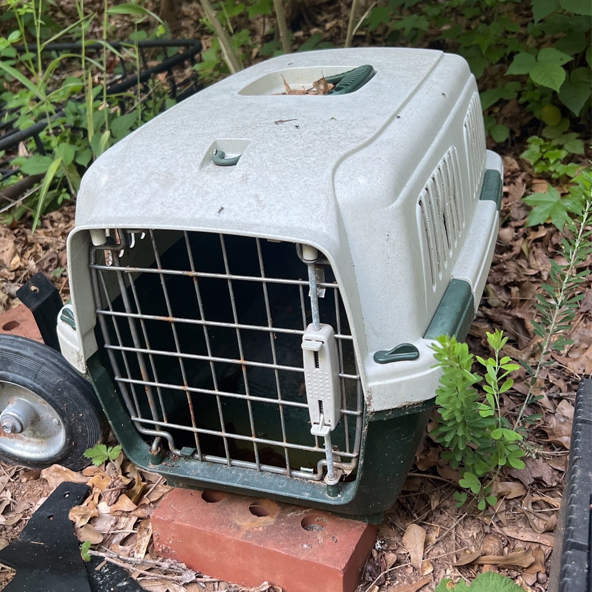 Small Pet Crate 