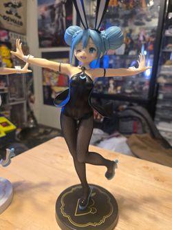 Miku figures