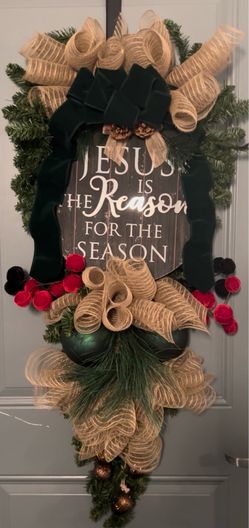 Custom Christmas Wreath and Door Mat Set