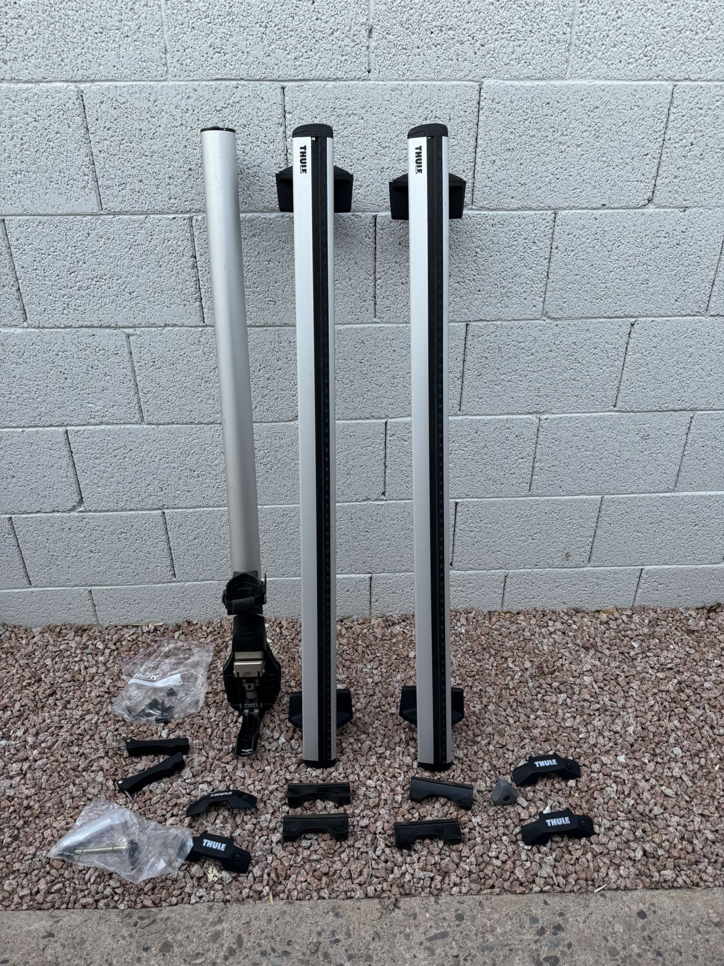 Thule Roof Rack System w/ Aero Bars + Bike Mount & Spare Hardware