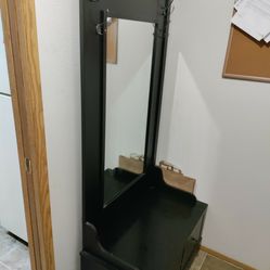  Coat Rack With A Mirror 