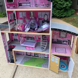 Giant Kidcraft “Barbie” style Doll house with accessories, including VW Beetle and Scooter.
