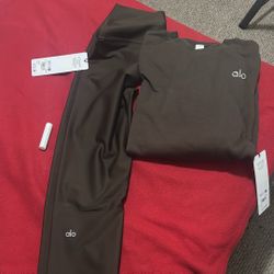 brand new large bottom medium top 