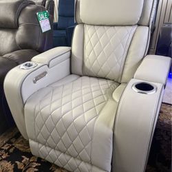 Dual Power Recliner 