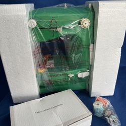 Vintage - SEW E Z Plus, Sewing Machine, NEW in BOX, Green