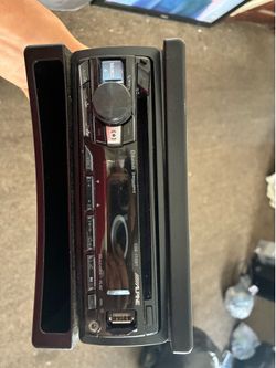 Alpine Bluetooth Radio + Kicker 6x9 Speakers
