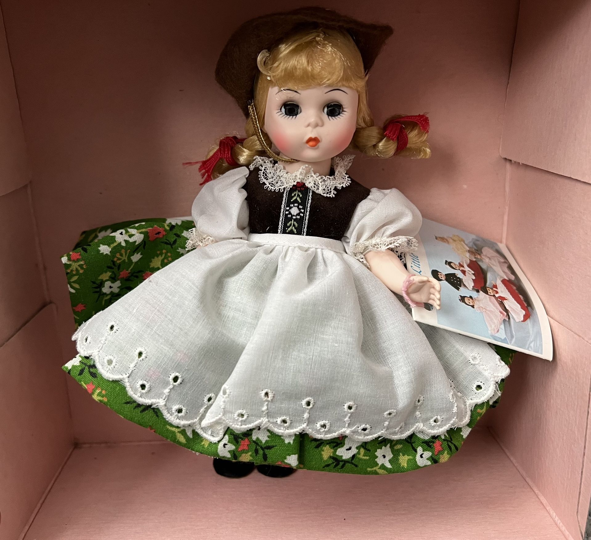 Madam Alexander Doll - Austria