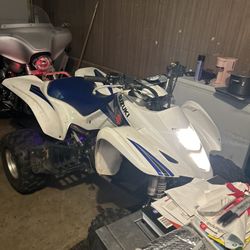 Suzuki Quad Sport