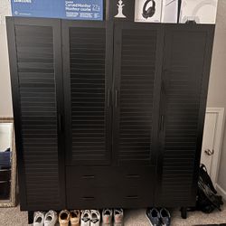 Black Closet 