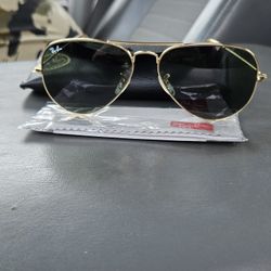 Brand New Ray-Ban 3025 Aviator Sunglasses 