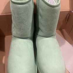 Ugg Classic Short-Women’s Boots Size 9 - Green 