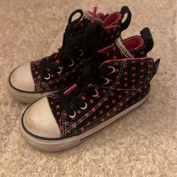Toddler Size 8 Converse Shoes 
