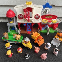 Fisher Price Little People Farm Lot 