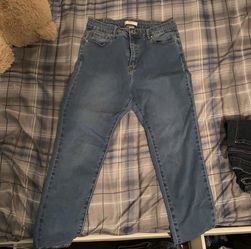 Women’s jeans
