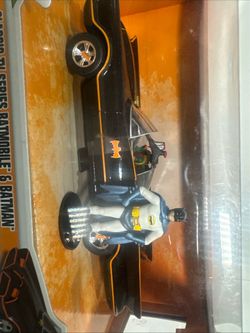 Classic TV Series Batmobile & Batman Die-Cast Set