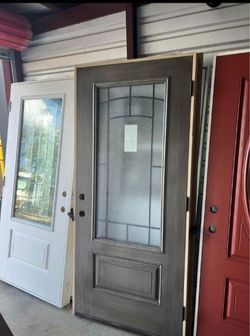 HIGH-QUALITY IMPACT EXTERIOR DOORS