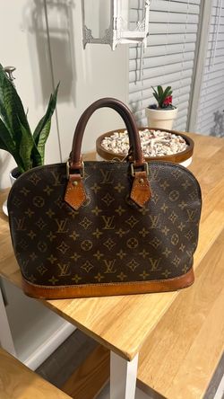 Louis Vuitton Alma handbag $400 OBO