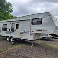 32 Ft Jayco Camper