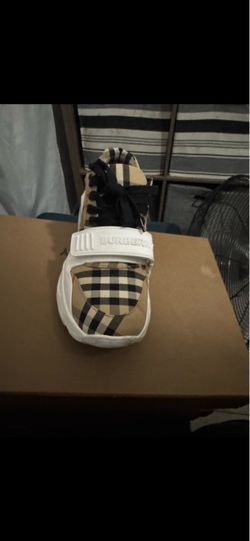 Tenis Burberry