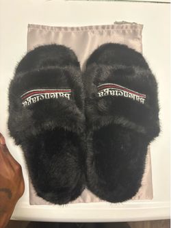 *resell* Balenci slides