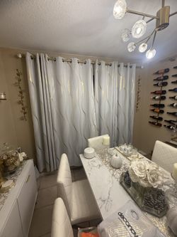 Light Gray/Gold Wave